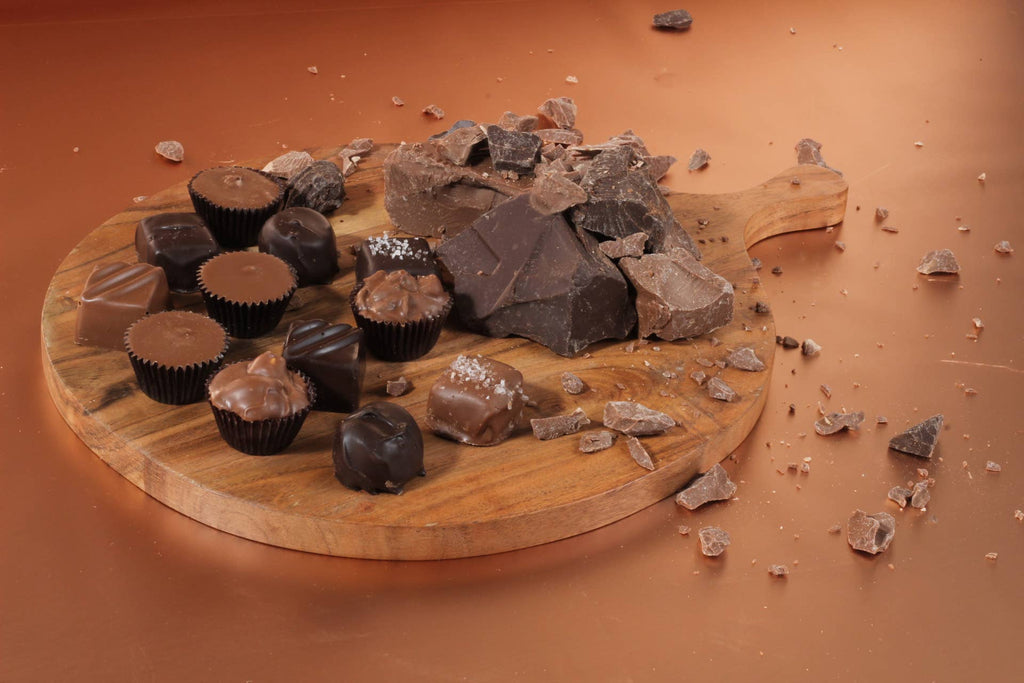 Deluxe Assortment Chocolate Box 4 oz